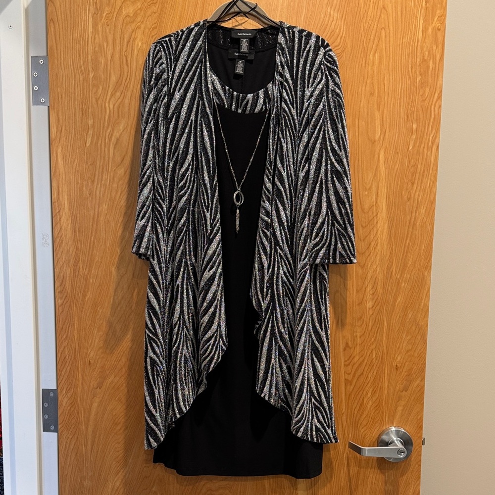 R&M Richards Elegant Black Dress